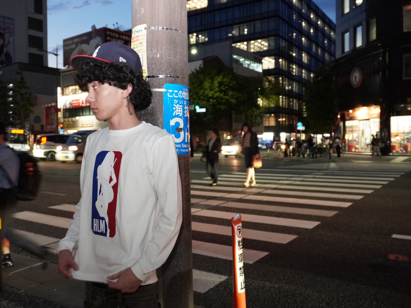<strong>HLMTシャツ</strong><br>お客様より着用写真をいただきました。ありがとうございます。 <br>